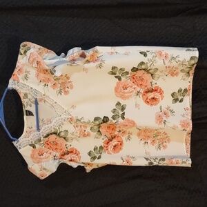 Woman's sleeveless floral blouse